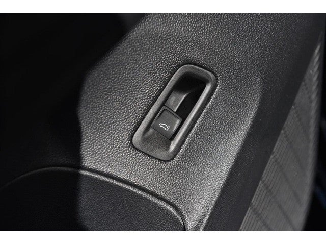 2026 Volkswagen Atlas 2.0T SE w/Technology FWD