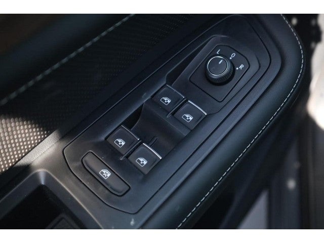 2026 Volkswagen Atlas 2.0T SE w/Technology FWD