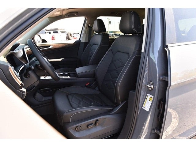 2026 Volkswagen Atlas 2.0T SE w/Technology FWD