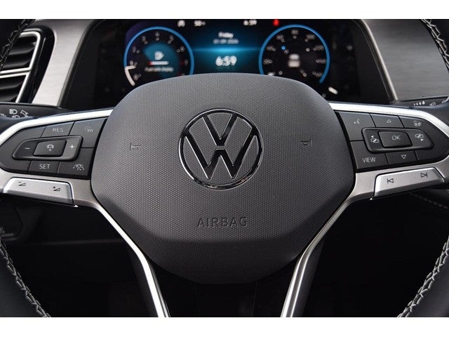 2026 Volkswagen Atlas Cross Sport 2.0T SE w/Technology 4MOTION