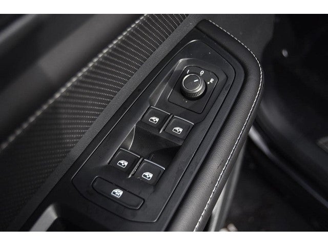 2026 Volkswagen Atlas Cross Sport 2.0T SE w/Technology 4MOTION