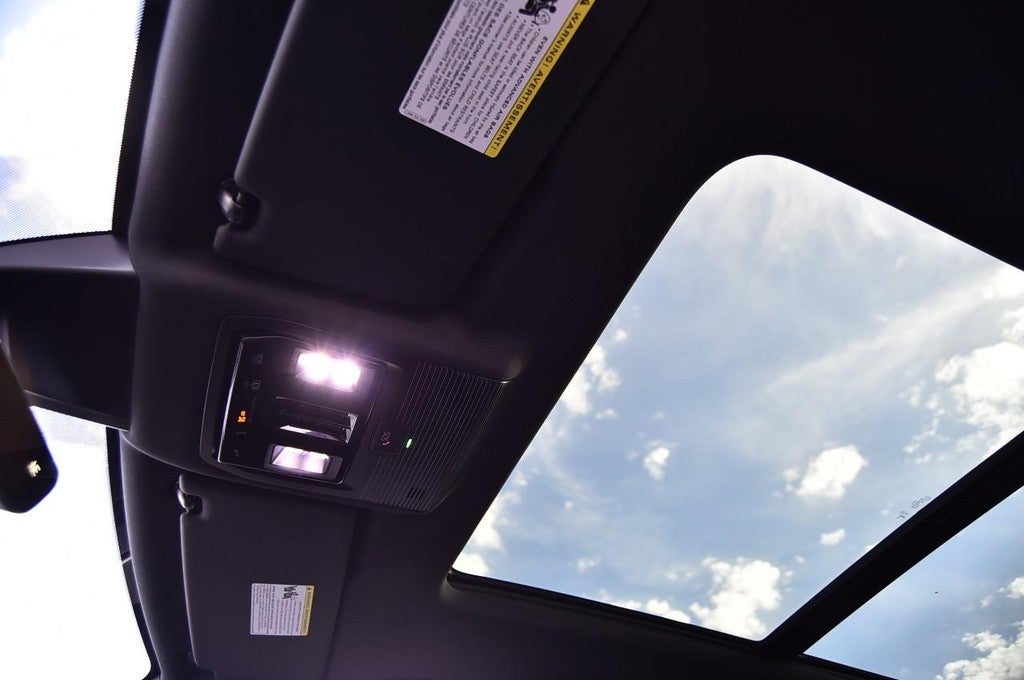 2026 Volkswagen Atlas Cross Sport 2.0T SE w/Technology 4MOTION