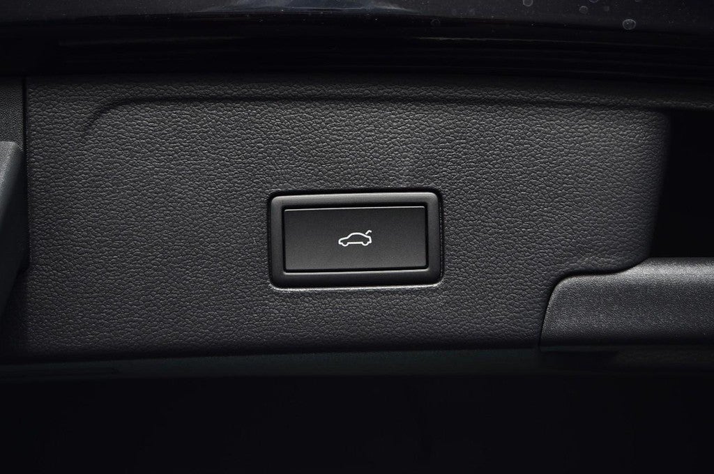 2026 Volkswagen Atlas Cross Sport 2.0T SE w/Technology 4MOTION