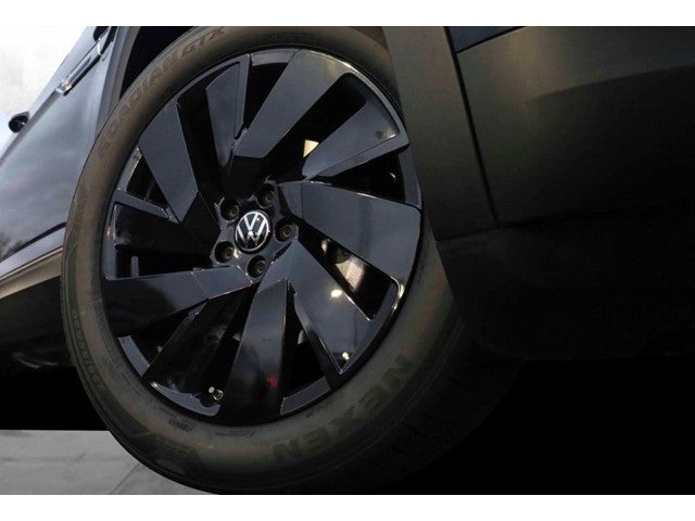 2026 Volkswagen Atlas Cross Sport 2.0T SE w/Technology 4MOTION