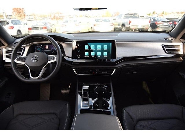 2026 Volkswagen Atlas Cross Sport 2.0T SE w/Technology 4MOTION