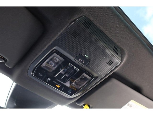 2026 Volkswagen Atlas Cross Sport 2.0T SE w/Technology 4MOTION