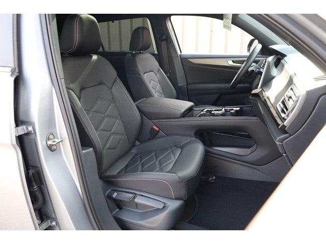 2026 Volkswagen Atlas Cross Sport 2.0T SE w/Technology 4MOTION