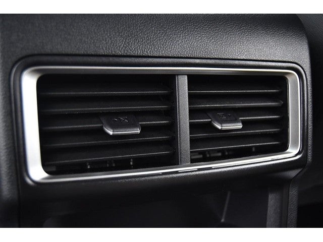 2026 Volkswagen Atlas Cross Sport 2.0T SE w/Technology 4MOTION