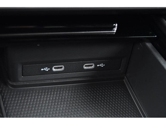 2026 Volkswagen Atlas Cross Sport 2.0T SE w/Technology 4MOTION