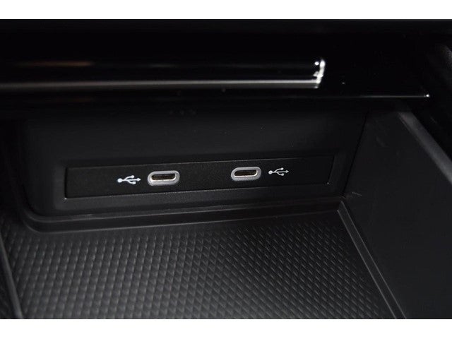 2026 Volkswagen Atlas Cross Sport 2.0T SE w/Technology 4MOTION