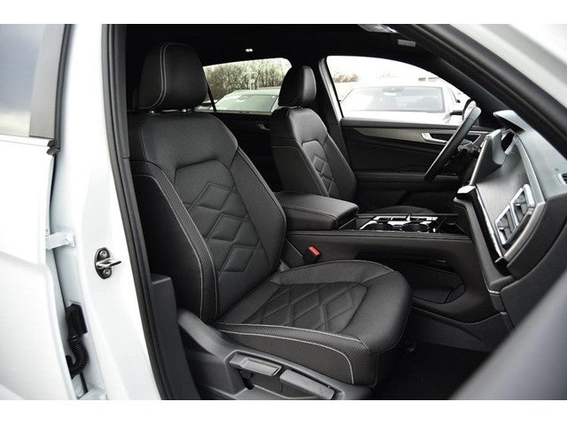 2026 Volkswagen Atlas Cross Sport 2.0T SE w/Technology 4MOTION