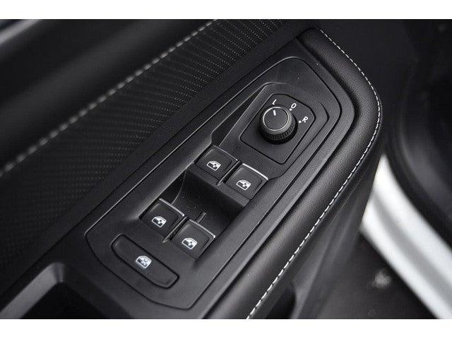 2026 Volkswagen Atlas Cross Sport 2.0T SE w/Technology 4MOTION