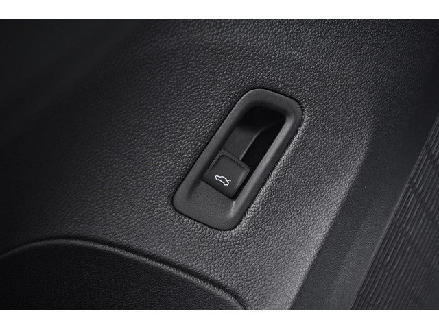 2026 Volkswagen Atlas Cross Sport 2.0T SE w/Technology 4MOTION