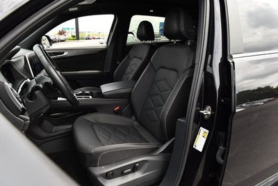 2025 Volkswagen Atlas Cross Sport 2.0T SE w/Technology