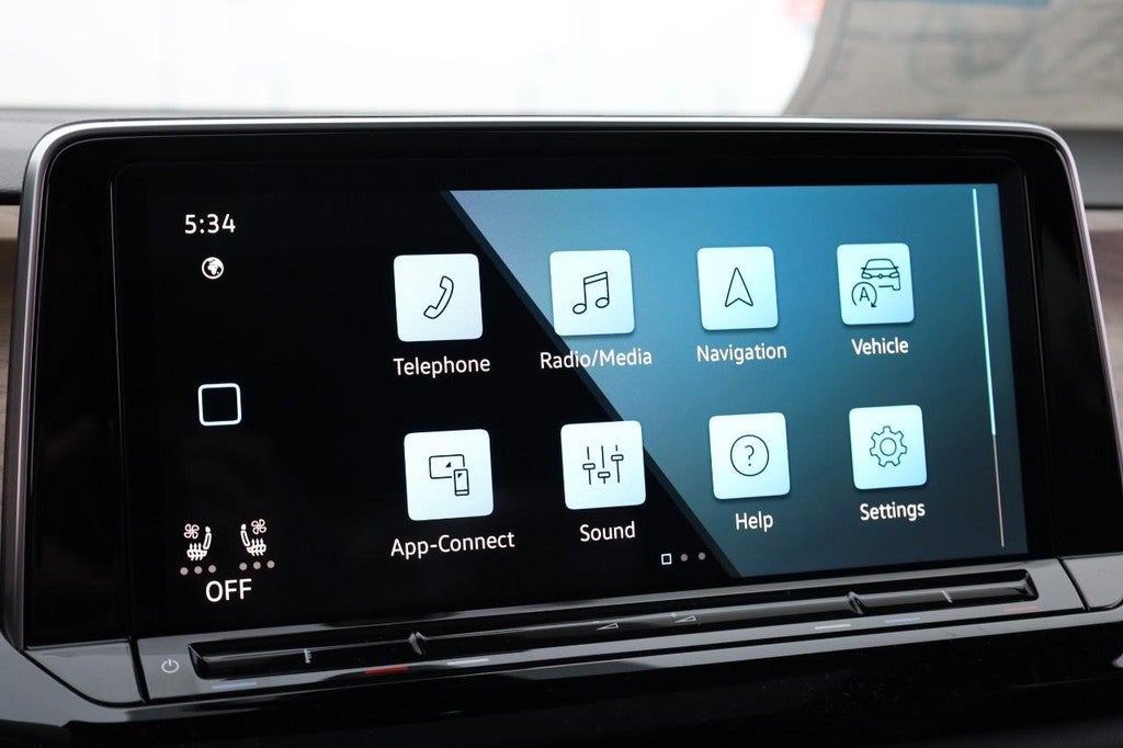 2026 Volkswagen Atlas 2.0T SE w/Technology 4MOTION