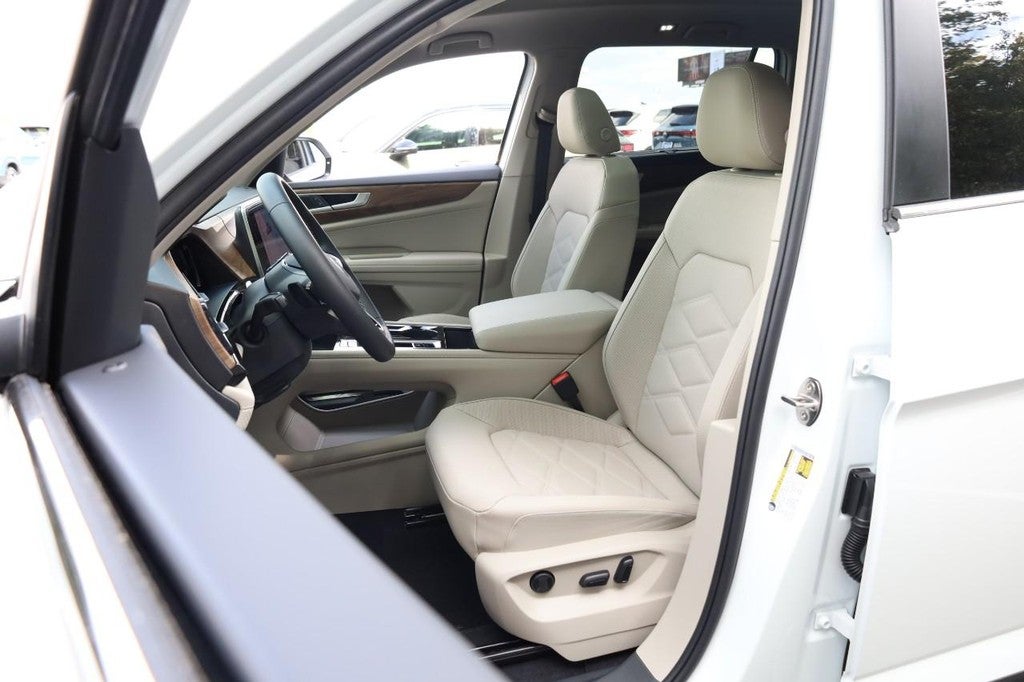 2026 Volkswagen Atlas 2.0T SE w/Technology 4MOTION