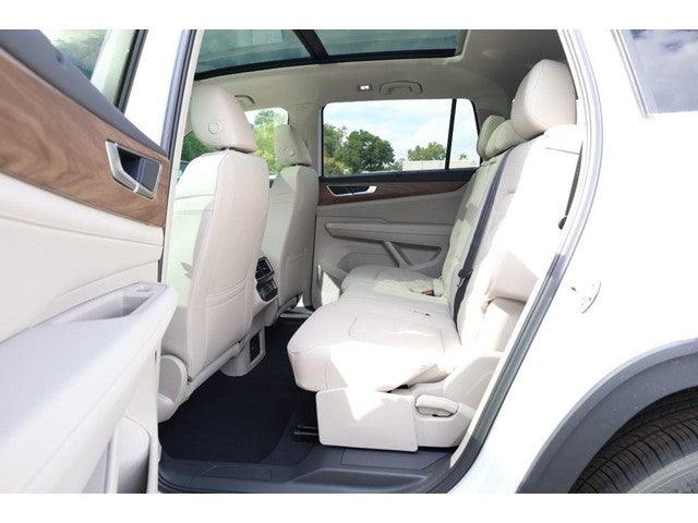 2026 Volkswagen Atlas 2.0T SE w/Technology 4MOTION