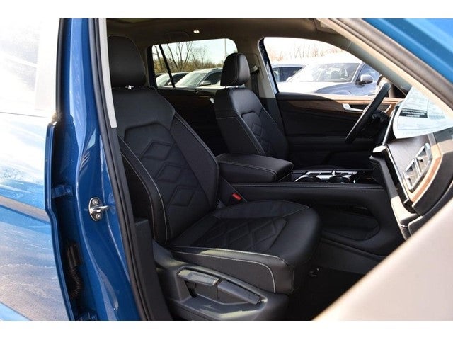 2026 Volkswagen Atlas 2.0T SE w/Technology 4MOTION