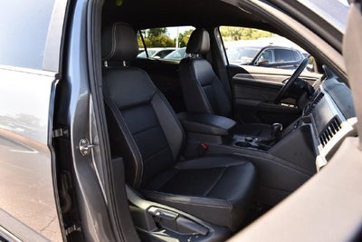 2023 Volkswagen Atlas Cross Sport 2.0T SE
