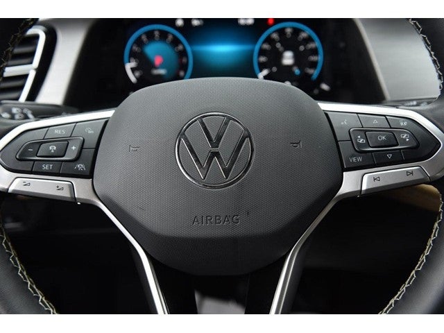 2024 Volkswagen Atlas Cross Sport 2.0T SE