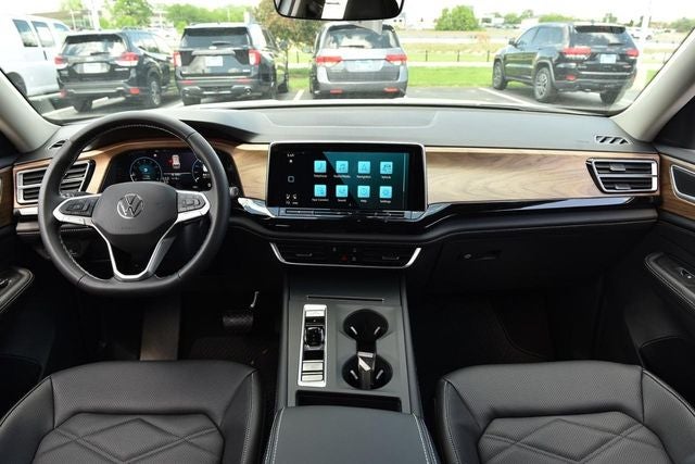 2026 Volkswagen Atlas 2.0T SE