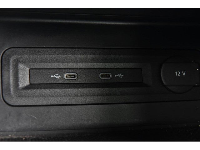 2023 Volkswagen Atlas Cross Sport 2.0T SEL R-Line Black