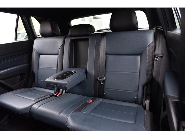 2023 Volkswagen Atlas Cross Sport 3.6L V6 SEL R-Line Black