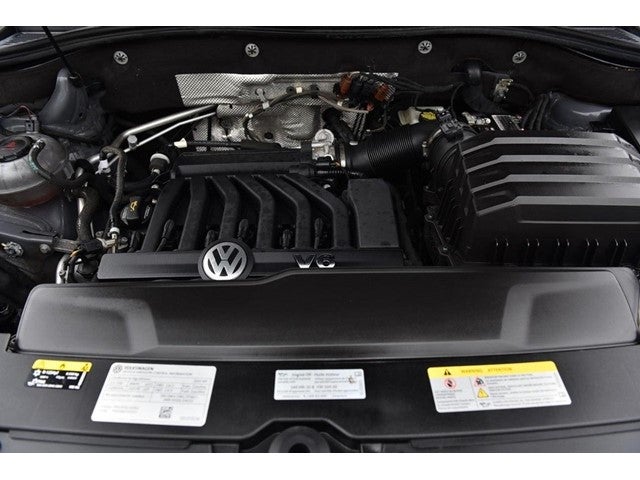 2023 Volkswagen Atlas Cross Sport 3.6L V6 SEL R-Line Black