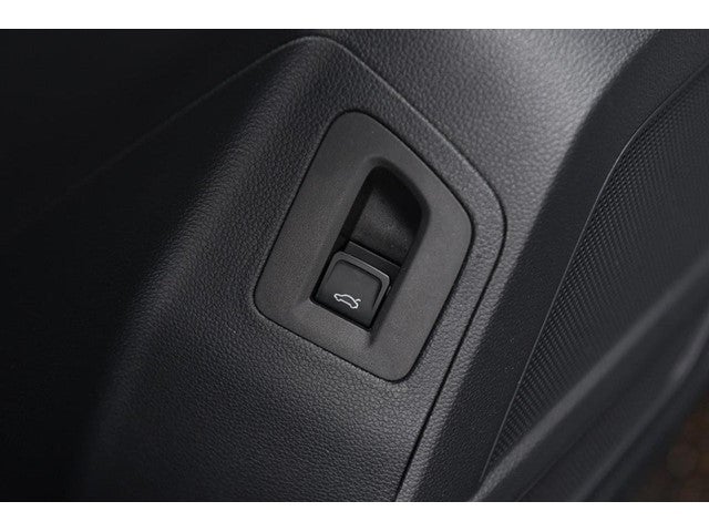 2023 Volkswagen Atlas Cross Sport 3.6L V6 SEL R-Line Black