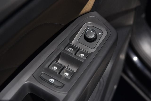 2023 Volkswagen Atlas Cross Sport 3.6L V6 SEL R-Line Black