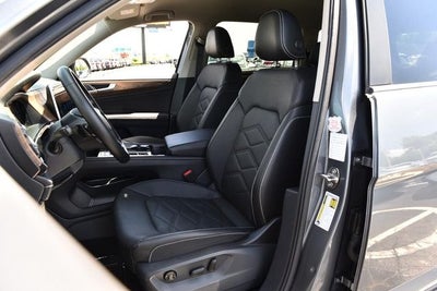 2025 Volkswagen Atlas 2.0T SE w/Technology FWD