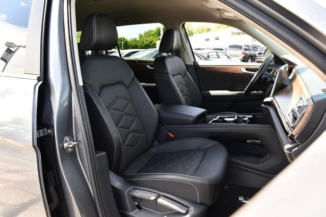 2025 Volkswagen Atlas 2.0T SE w/Technology FWD