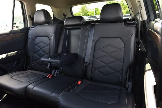 2025 Volkswagen Atlas 2.0T SE w/Technology FWD