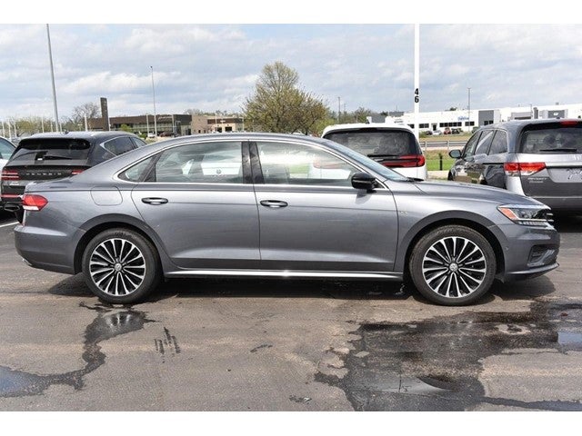 2022 Volkswagen Passat 2.0T Limited Edition