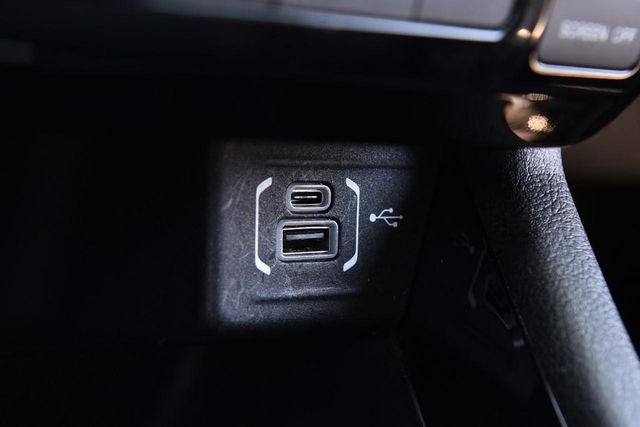 2025 Jeep Compass Limited - Photo 16