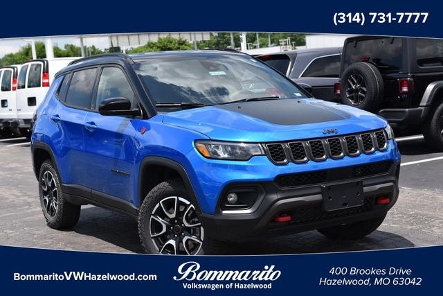 2025 Jeep Compass Trailhawk 4X4's photo