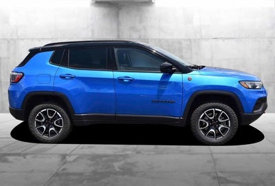 2025 Jeep Compass Trailhawk
