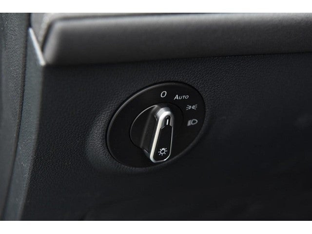 2026 Volkswagen Taos 1.5T SE Black