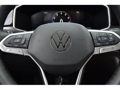 2026 Volkswagen Taos 1.5T SE Black