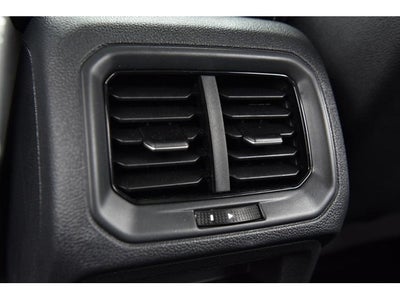 2026 Volkswagen Taos 1.5T SE Black