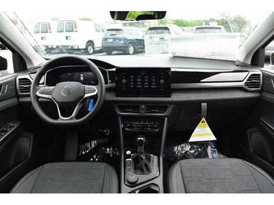 2026 Volkswagen Taos 1.5T SE Black