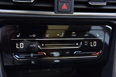2026 Volkswagen Taos 1.5T SE Black