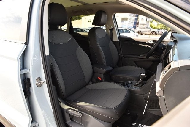 2027 Volkswagen Taos 1.5T SE