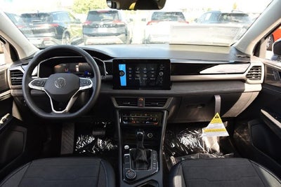 2027 Volkswagen Taos 1.5T SE