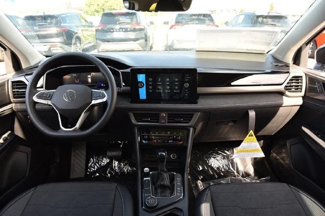 2027 Volkswagen Taos 1.5T SE
