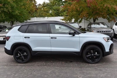 2027 Volkswagen Taos 1.5T SE