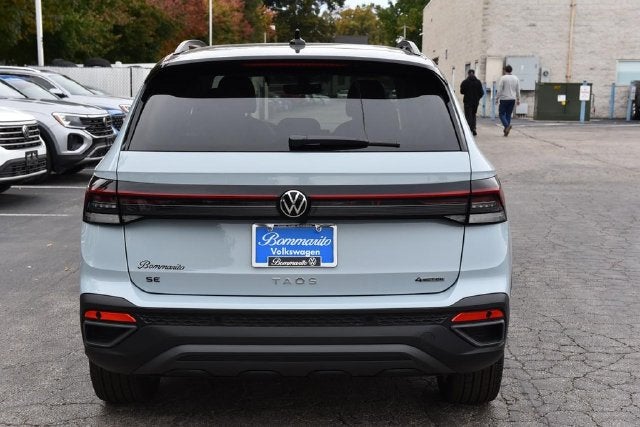 2027 Volkswagen Taos 1.5T SE