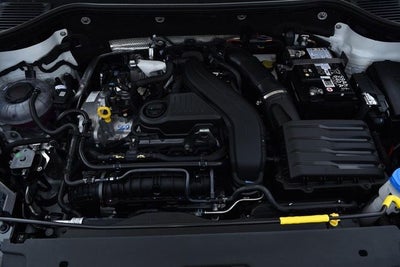 2026 Volkswagen Taos 1.5T SE Black