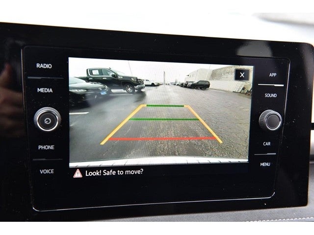 2025 Volkswagen Taos SE Black