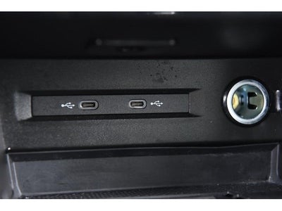 2025 Volkswagen Taos SE Black